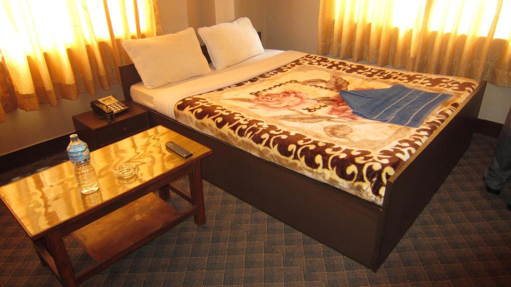 Hotel Aagaman カトマンズ エクステリア 写真
