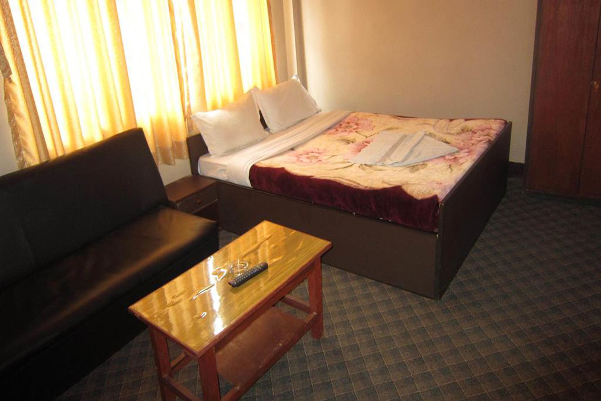 Hotel Aagaman カトマンズ エクステリア 写真